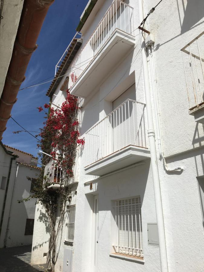 Villa TÒRTORA - Casa en el centro con vistas al mar Cadaqués Esterno foto